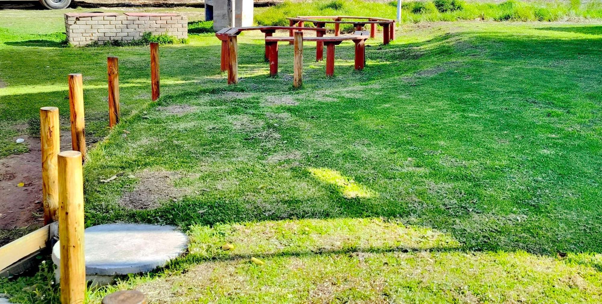 Moonsong Accommodation & Camping Плеттенберг-Бей Экстерьер фото